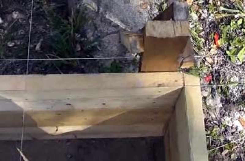 фото опалубка относительно нитей развязки фундамента