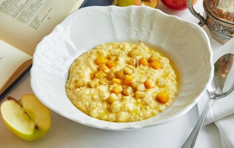 Пшённая каша с яблоками и тыквой